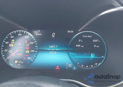 2019 Mercedes-Benz C 300 z USA, uszkodzony, nr VIN 55SWF8DB7KU284166